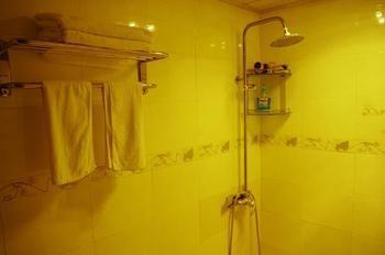 Nanshan Cottage Hotel Baisha (Yunnan) Bagian luar foto